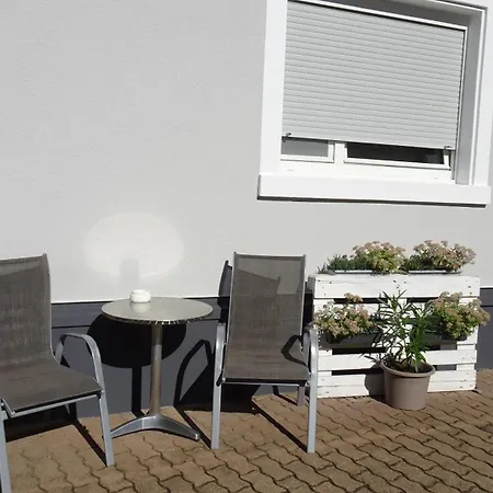 Apartment Schwarz-weiss *