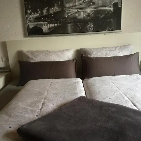 Apartment Schwarz-weiss