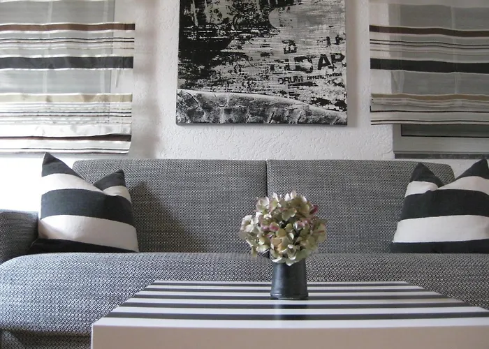 Lägenhet Schwarz-weiss