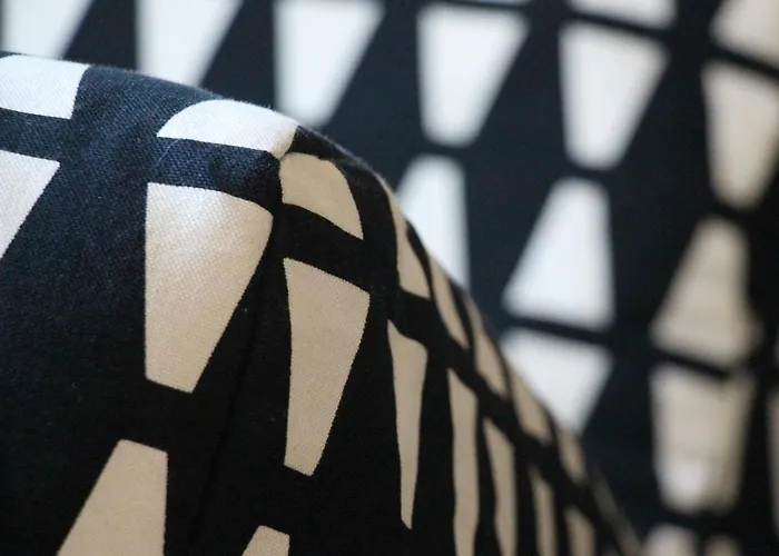 Schwarz-weiss Lägenhet Rust